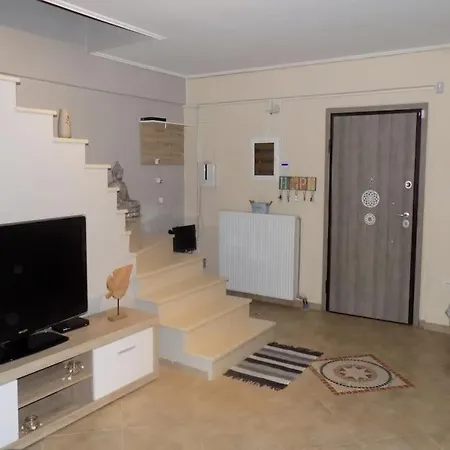 Nikos House
